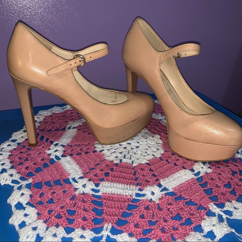 NINE WEST PLATFORM HEELS!!
